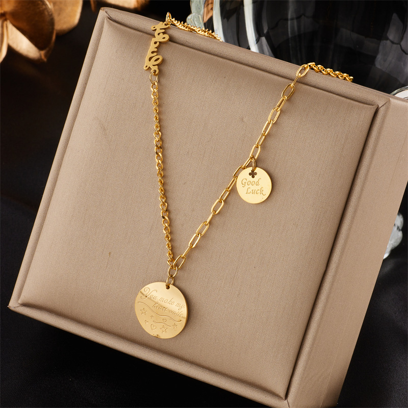Holiday, Daily Occasion Wholesale Jewelry Simple Style Classic Style Solid Color Titanium Steel Plating Pendant Necklace