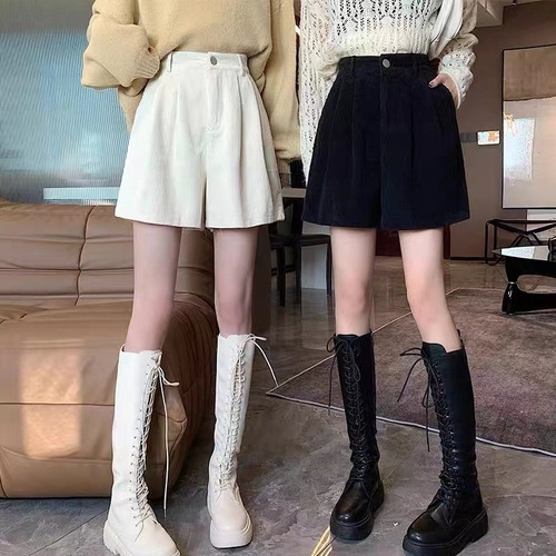 Corduroy A-line Shorts for Women: Loose, Slimming Wide-Leg Pants Perfect for Boots—Casual Outerwear for Fall & Winter