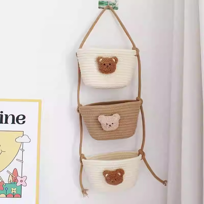 Cesta colgante de tres niveles Mika Bear