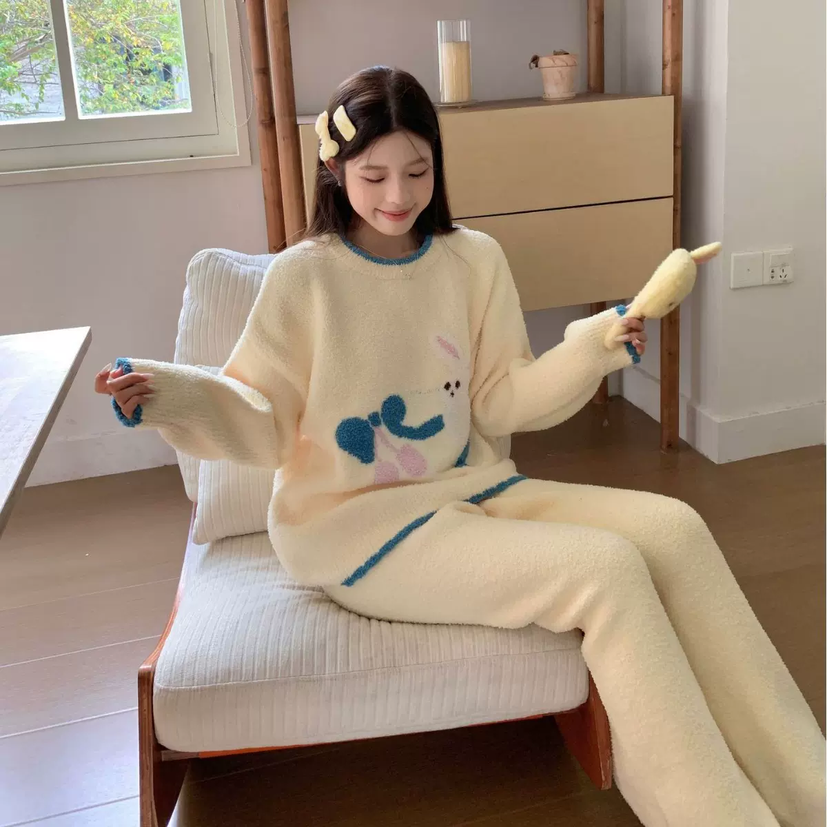 秋冬季卡通兔子软绵绵女士睡衣加厚款简约羽毛纱家居服外穿家居服