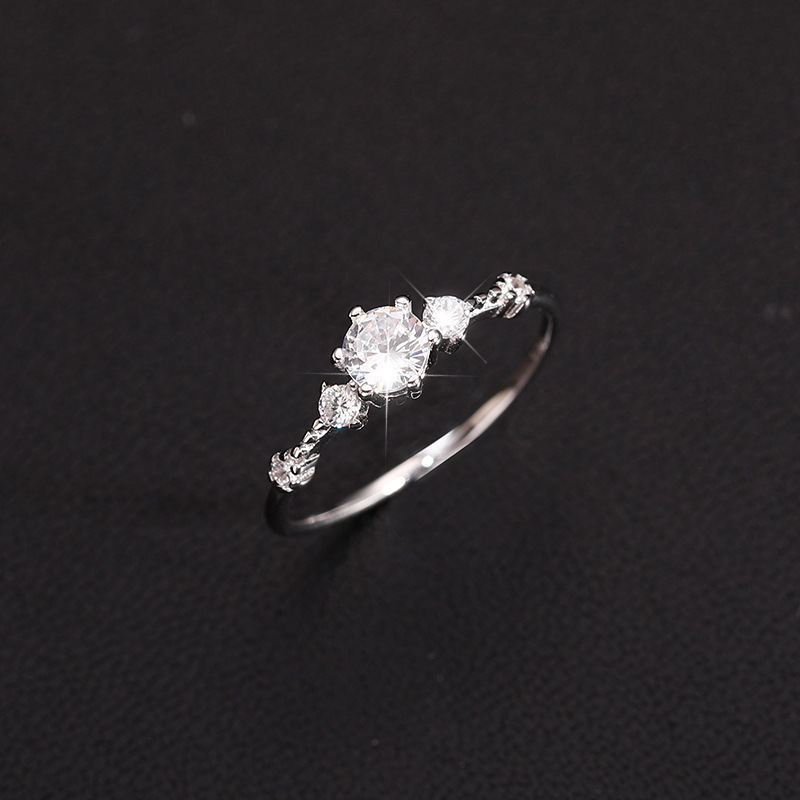 鋯石戒指女小眾設計高級感結婚仿鑽戒輕奢七夕禮物送女友求婚批發