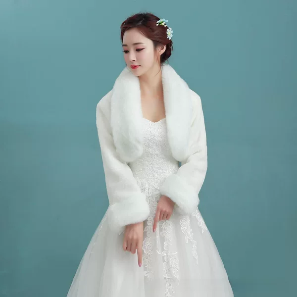 Winter thickened long sleeve white fur jacket nightclub female Princess etiquette coat Bride wedding fur shawl wholesale