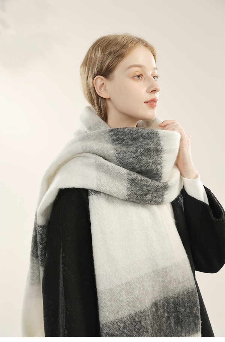 Neuer heißer Winter-Sca-Damenmode-Schal, vielseitige koreanische Ausgabe, warmer, fortgeschrittener Plüsch-verdickter Schal im westlichen Stil_voghion.com