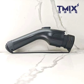 墙壁插座;墙壁开关;电源插头