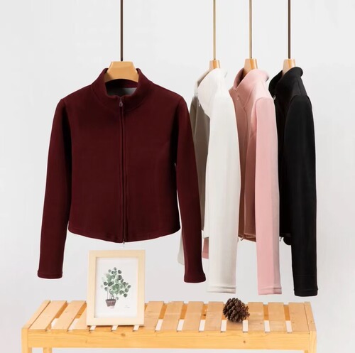 Autumn and winter graphene yoga suit with thick velvet and light, can be worn inside warm clothes, all-match slim upright collar outer for women