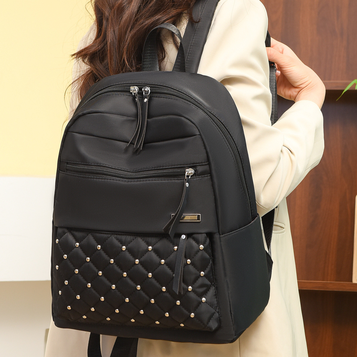 跨境双肩包女2025新款时尚尼龙大容量旅行背包手提单肩书包潮