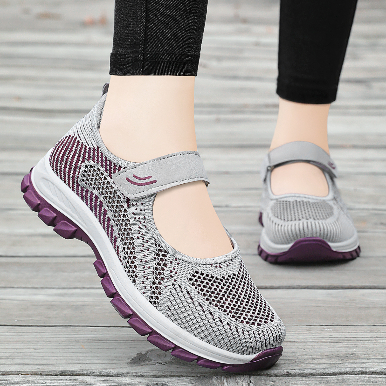 Zapatos de mujer zapatos de moda zapatos de verano 2026 nuevos zapatos de madres de mediana edad suela suave transpirable ocio comercio exterior