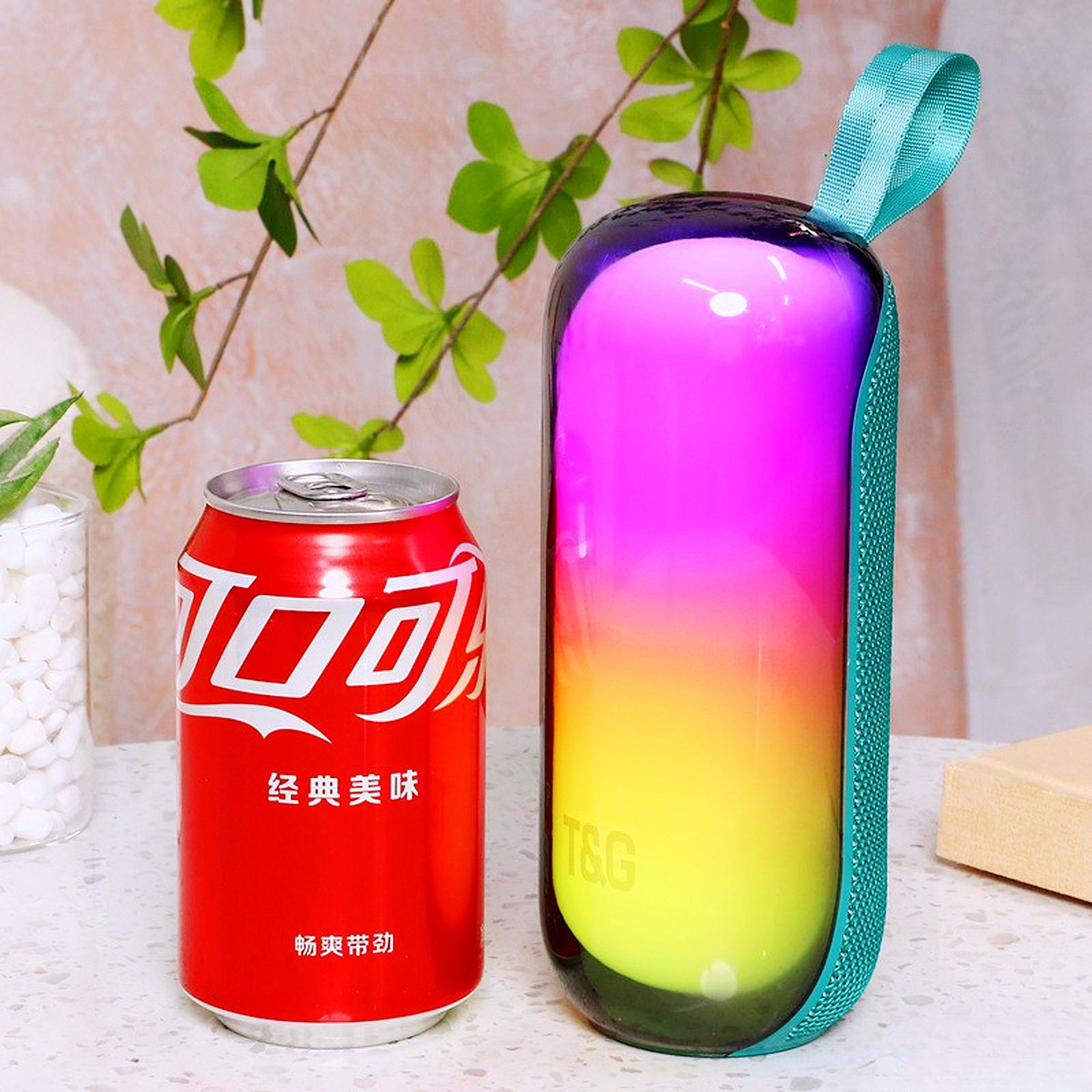 Transfronterizo nuevo TG448 altavoz Bluetooth mini RGB lámpara de color flash tarjeta USB regalo subwoofer TWS pequeño sonido