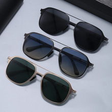 J9804新款时尚防紫外线偏光飞行员墨镜开车驾驶专用太阳眼镜蛤蟆