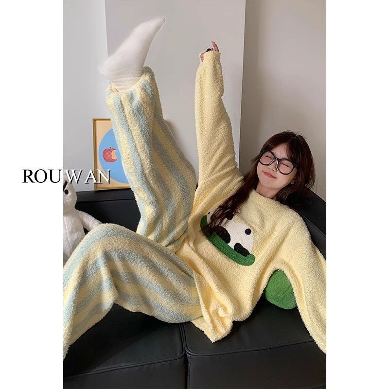 Fleece-Lined Home Wear Set Cute Thick Panda Soft Half-Side Pajamas for Women Winter Jacquard Knit Soft Fleece