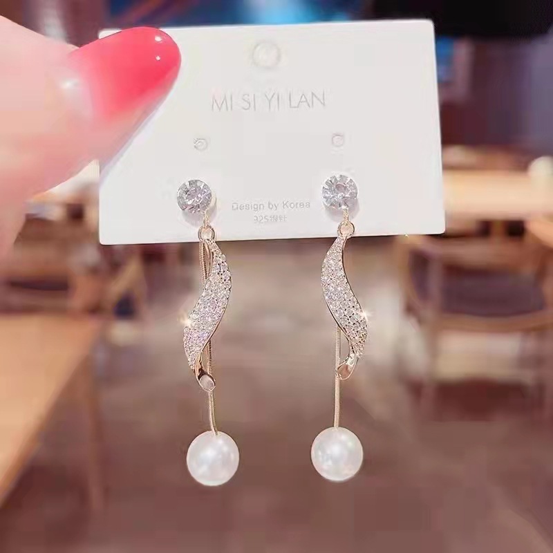 S Shape, Round Pattern 1 Pair Elegant S Shape Round Alloy Inlay Artificial Pearls Rhinestones Women's Drop Earrings
