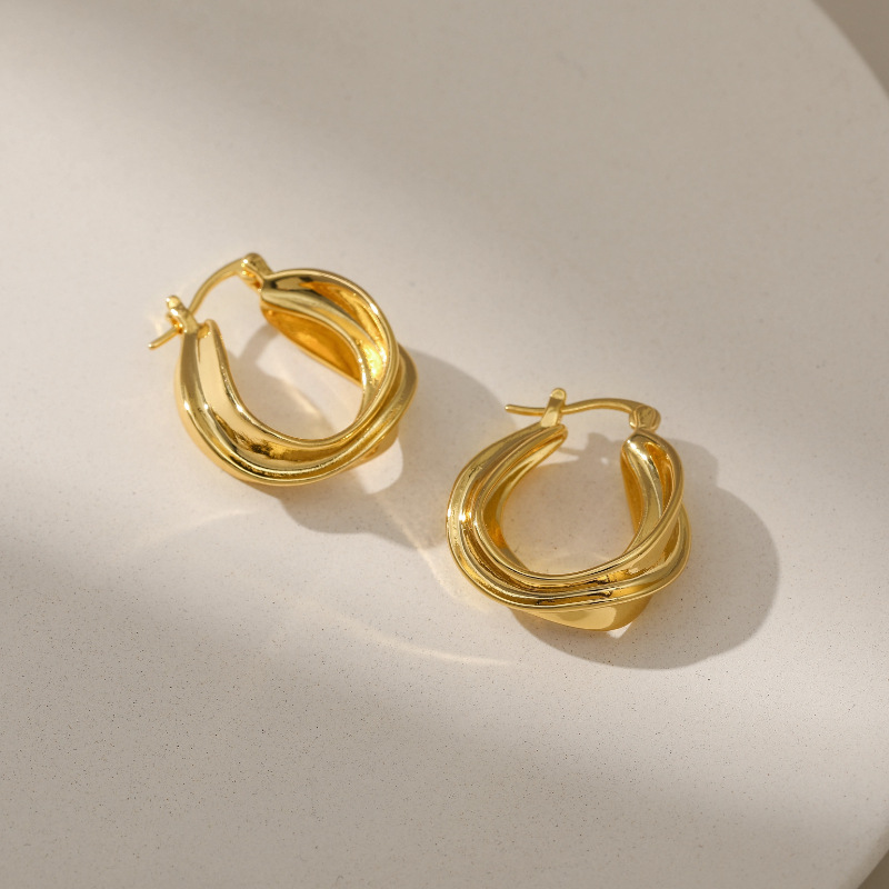 1 Pair Lady Geometric Gold Plated Copper No Inlaid Hoop Earrings display picture 4