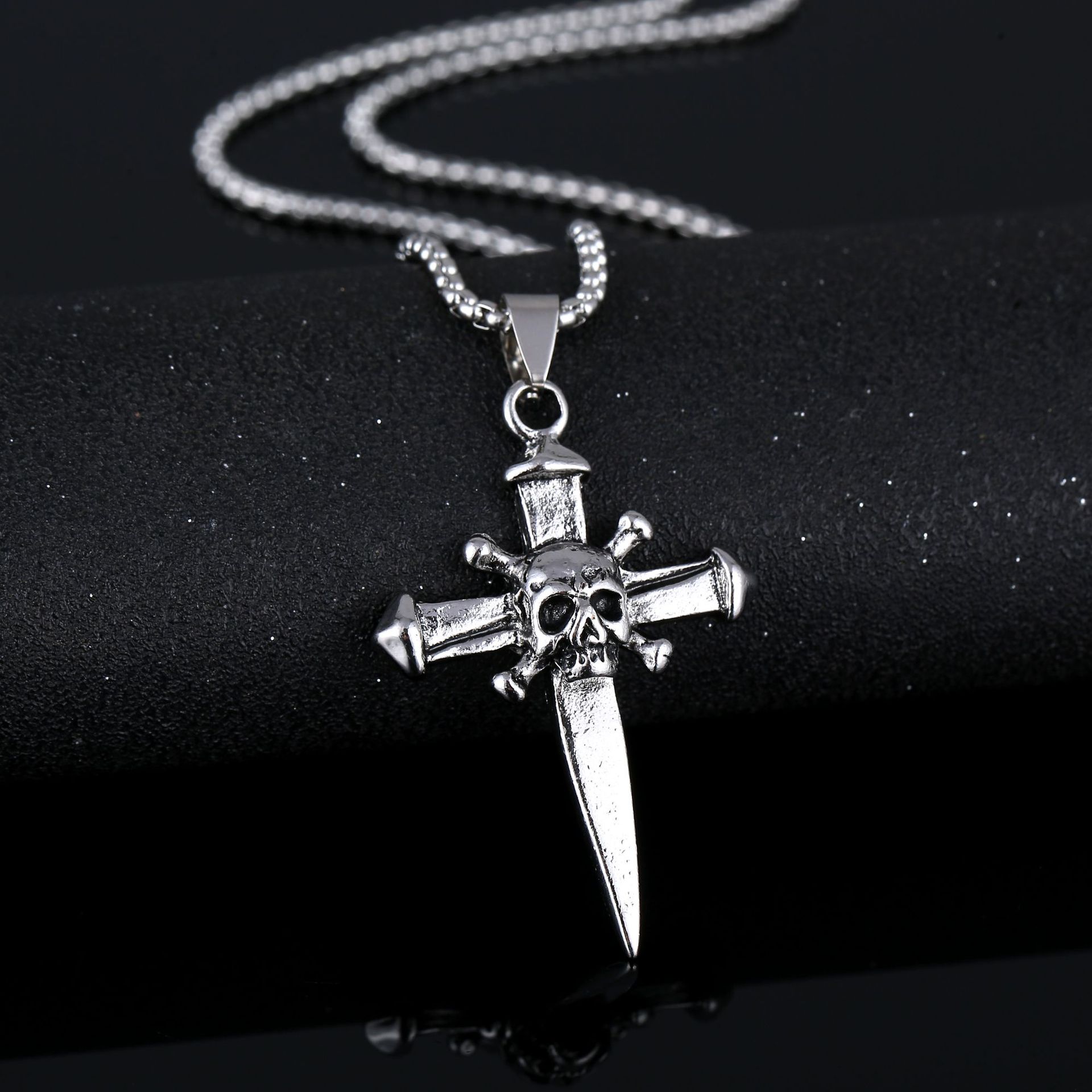 Punk Cross Skull Titanium Steel Plating Men's Pendant Necklace display picture 7