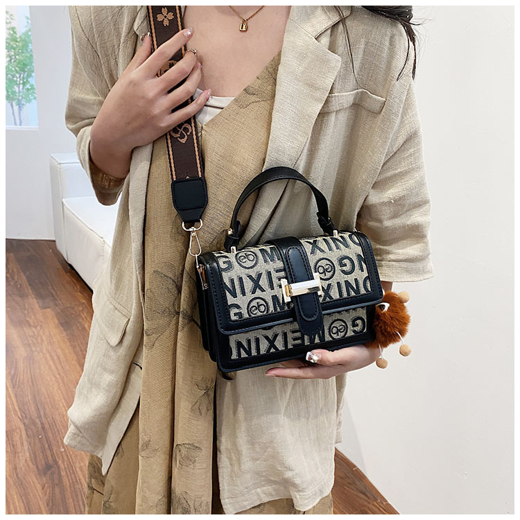 Borsa a tracolla piccola quadrata donna design classico niche_voghion.com
