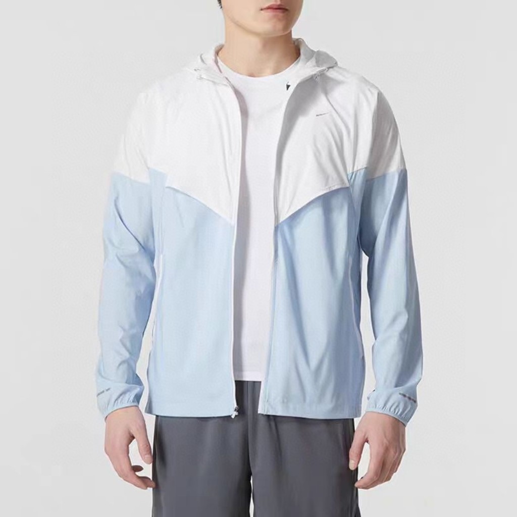 thumbnail for Foreign trade in stock wholesale men&#039;s running jacket sunscreen skin clothing summer new woven hooded coat FB7541