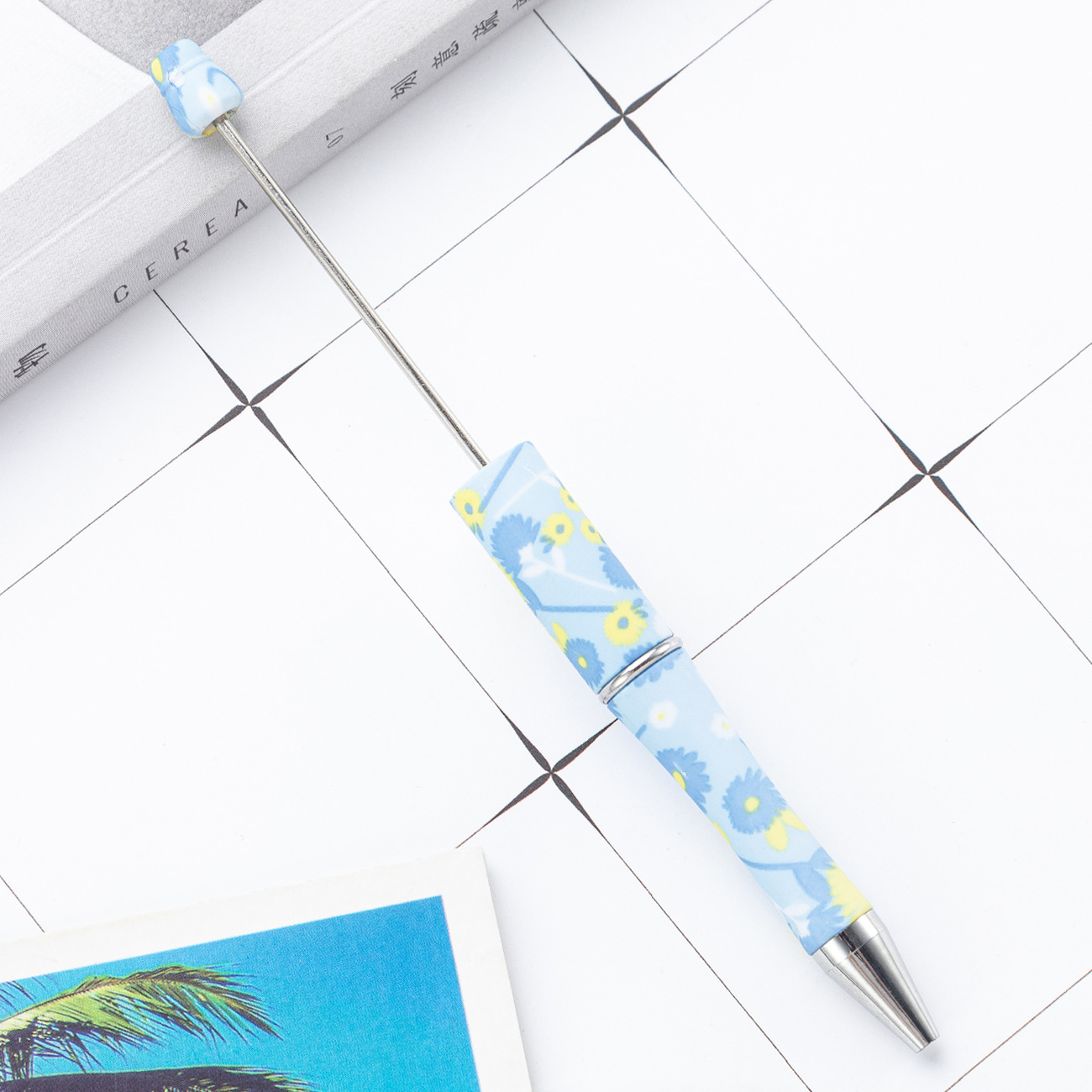 Diy plástico creativo mano de leopardo flor de cuentas al por mayor de alto valor de impresión plástico cuentas