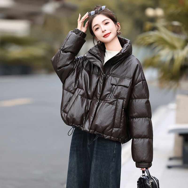 Fashionable Pu Leather Stand-Up Collar down Jacket for Women 2025 Winter New Casual Warm White Duck down Jacket Yf2680