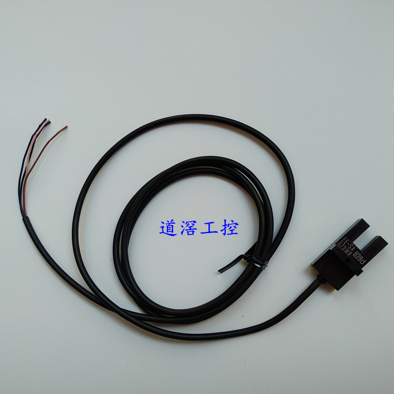 EE-SX676-WR  1M     欧姆龙OMRON光电传感器