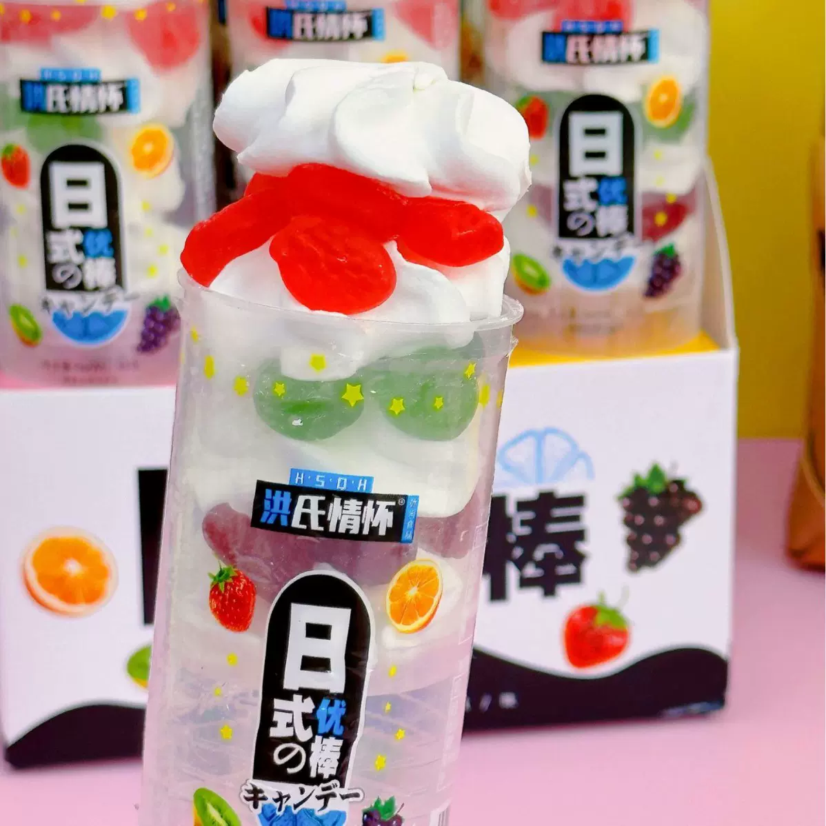网红高颜值棒棒糖草莓菠萝多种水果味卡通造型糖果整盒大量批发