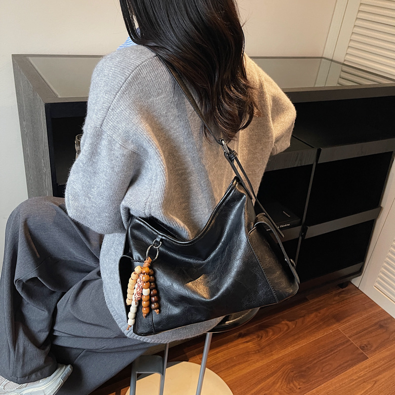 秋冬复古大容量托特包包女2025新款休闲软皮单肩大包美拉德斜挎包|undefined