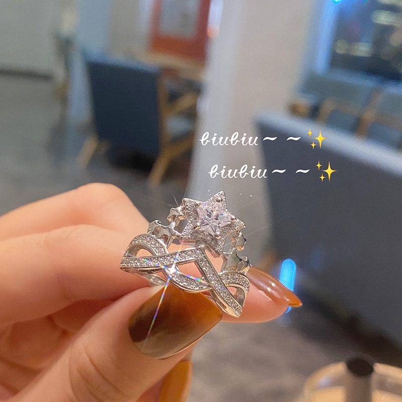 Fashion Hollow Inlaid Star Zircon Opening Adjustable Ring display picture 2