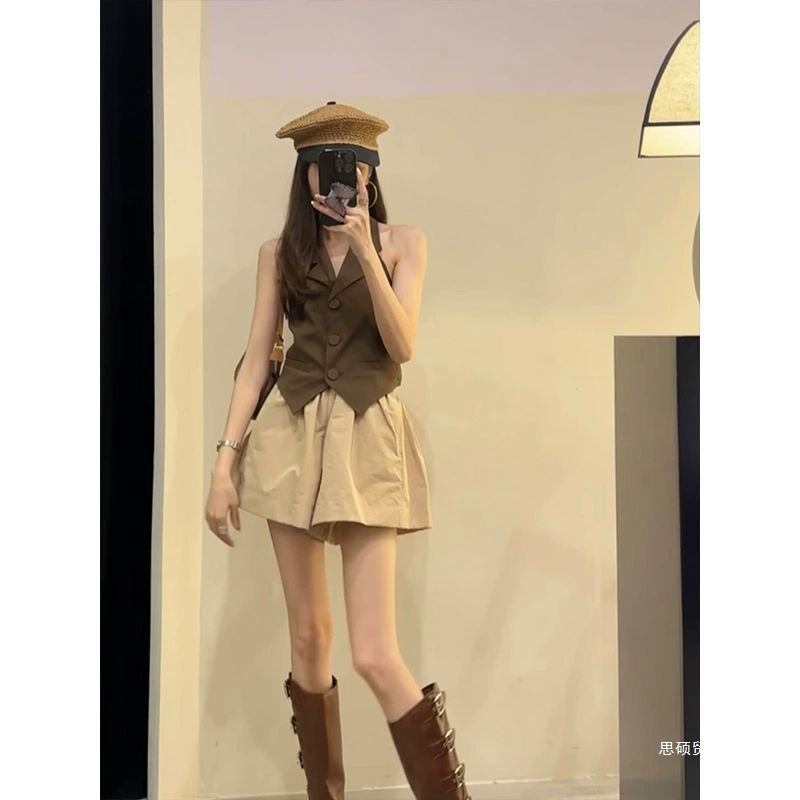 Корейский модный костюм для женщин лето 2025, элегантный костюм с воротником-жилетом, универсальный повседневный комплект из широких шорт и двух предметов