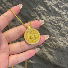 ゴールドストアと同じスタイルの5方向の富の神ダイヤモンド付き黄色の富の神ペンダントネックレス中国風金メッキ両面ドットダイヤモンドラウンドセーターチェーン