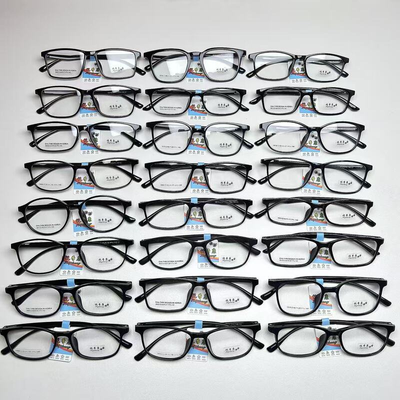 New Square Frame Ultra-Light Tr90 Pure Black Full Frame Glasses Frame Student Classic Versatile Can Be Matched with Prescription Glasses Frame Wholesale New Square Frame Ultra-Light Tr90 Pure Black Full Frame Glasses Frame Student Classic Versatile Can Be Matched with Prescription Glasses Frame Wholesale