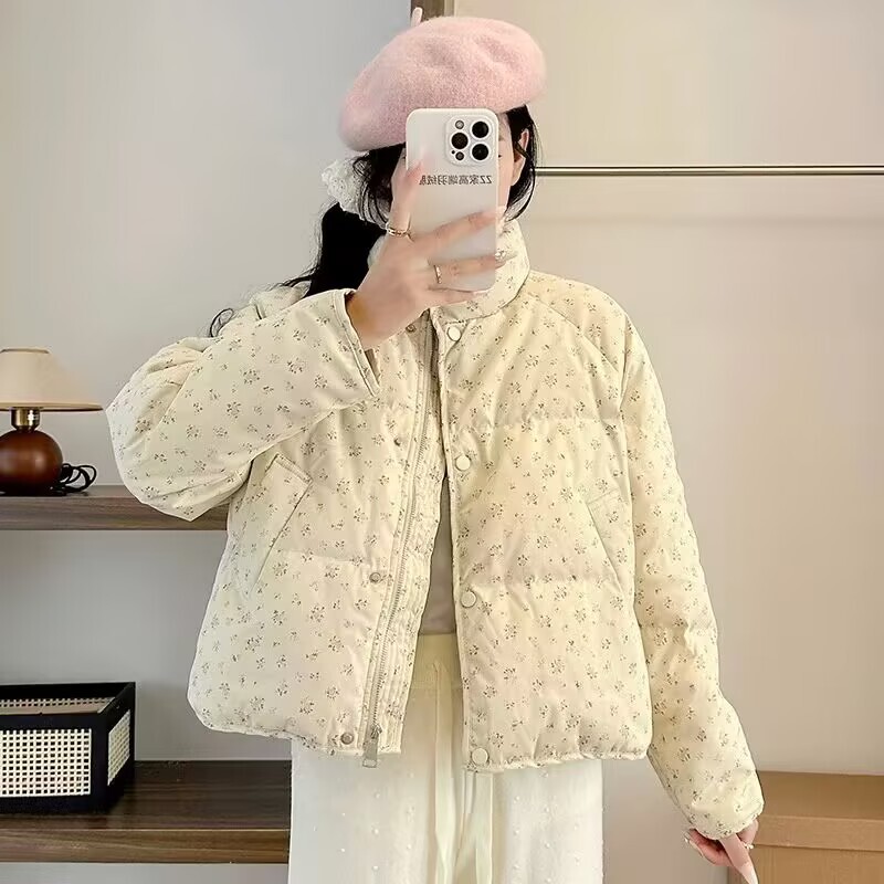 Short Floral down Jacket for Women Winter 2024 New High-End Super Nice Fashionable Bread Jacket for Small People Classy