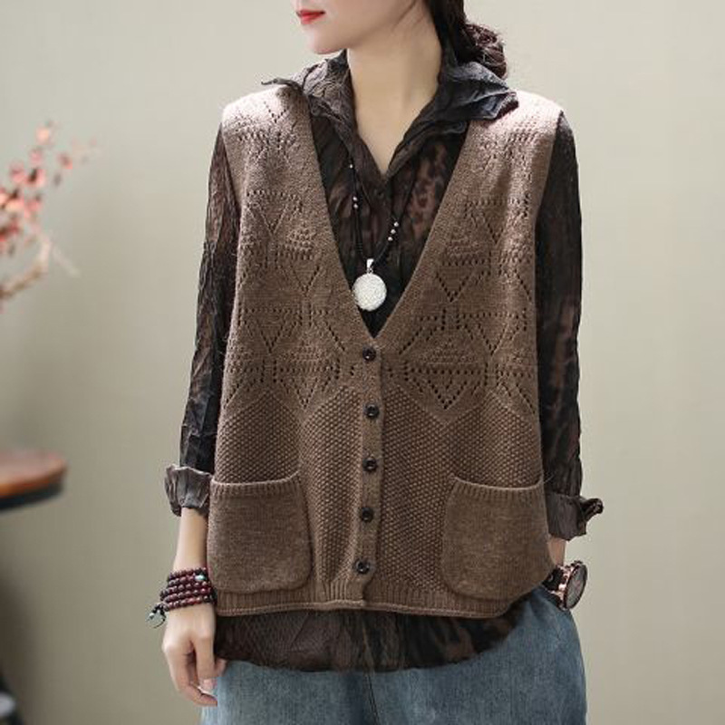 Knitted Cardigan Sweater Vest for Women, Spring 2026 New Style, Spring and Autumn Women's Sleeveless Outerwear Vest Top Knitted Cardigan Sweater Vest for Women, Spring 2026 New Style, Spring and Autumn Women's Sleeveless Outerwear Vest Top