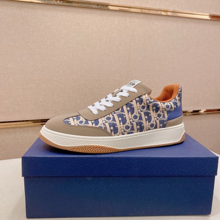 1:1 Original Label and Original Box Men's Casual Shoes with Imported Fabric and Leather Upper, Mesh Lining, Good Quality Men's Shoes 1:1 Original Label and Original Box Men's Casual Shoes with Imported Fabric and Leather Upper, Mesh Lining, Good Quality Men's Shoes