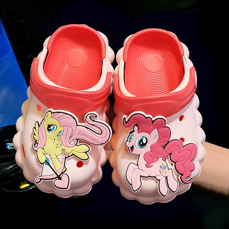 Куточные милые детские сланцы в стиле Crocs с крючком/липучкой?