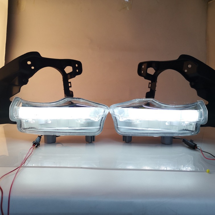 Adecuado para 15 Toyota Highlander luces de circulación diurna luces antiniebla originales 4 lámpara cuentas