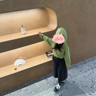 韩版女童套装2026春季新款洋气时髦拼色条纹连帽上衣呢子八分裤潮