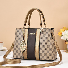 �¿�Ů����ĸ�H���͋����ٴ�羳б����������������μ��Ů��