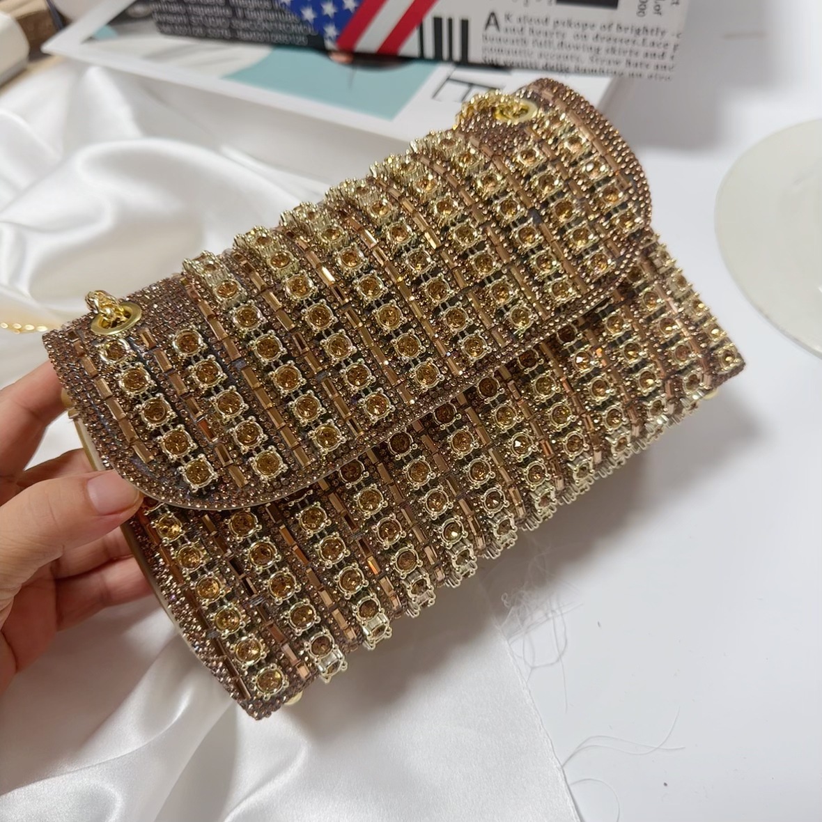 New foreign trade European and American retro underarm bag, casual and fashionable rhinestone small bag, niche single-shoulder bag, crossbody dinner bag undefined