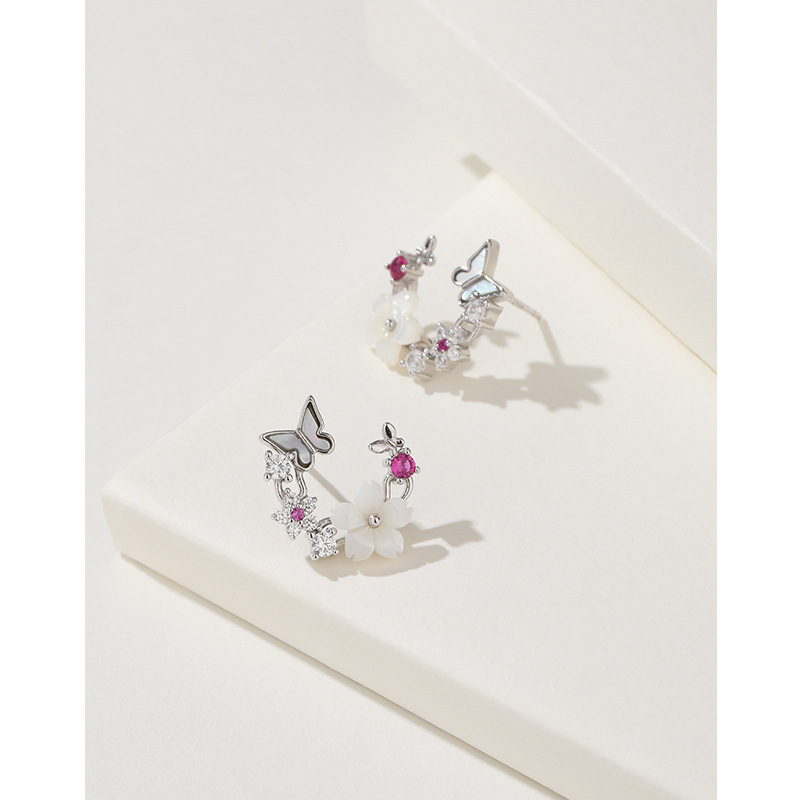 925 aretes de flores de plata esterlina para mujeres lujosos nicho de diseño de zircon concha mariposa pernos de aretes de alta calidad