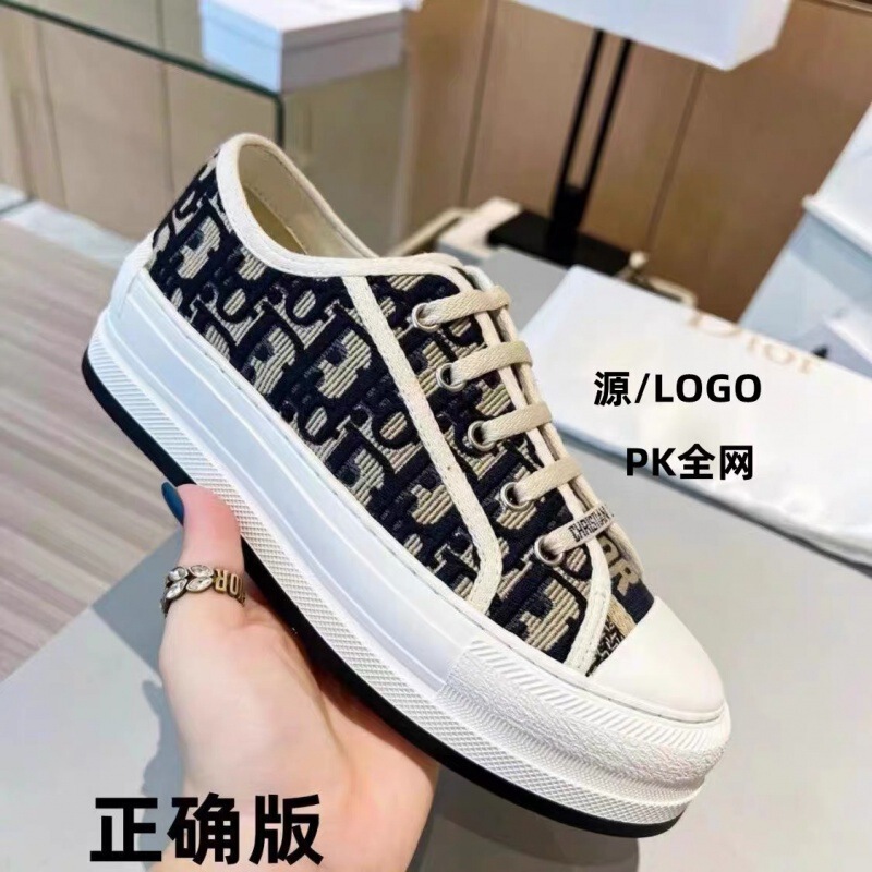 D Embroidered Thick Bottom Canvas Shoes Women's New Cyber Celebrous Lace-up Small White Shoes Thick Bottom Heightened Casual Sports Board Shoes
