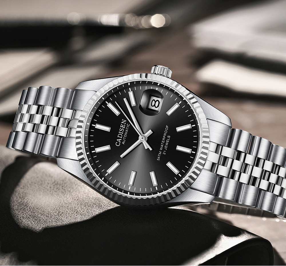 Watch Image 12