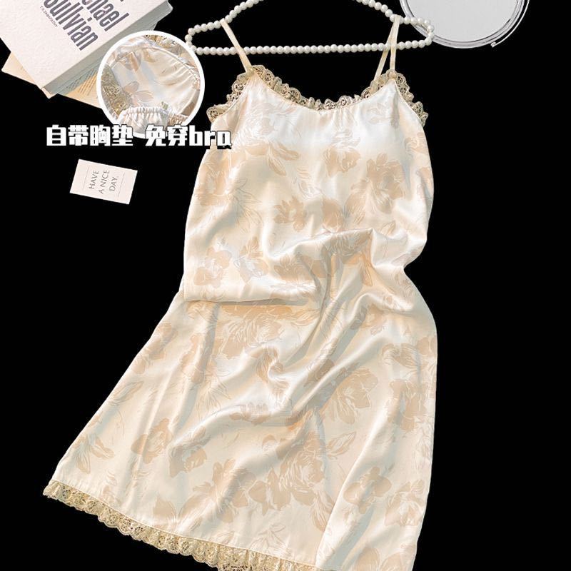 44116【가슴 패드가 달린 아이스 실크 잠옷】