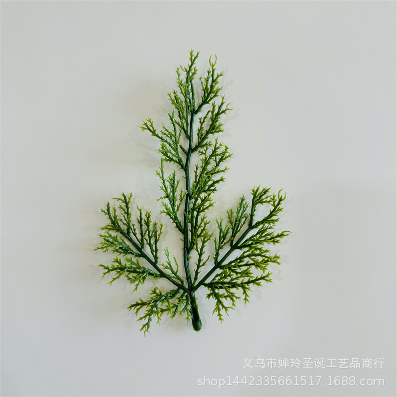 亚马逊货源仿真绿植松柏水草圣诞树藤条松枝配件塑料松柏叶枝PE叶|undefined