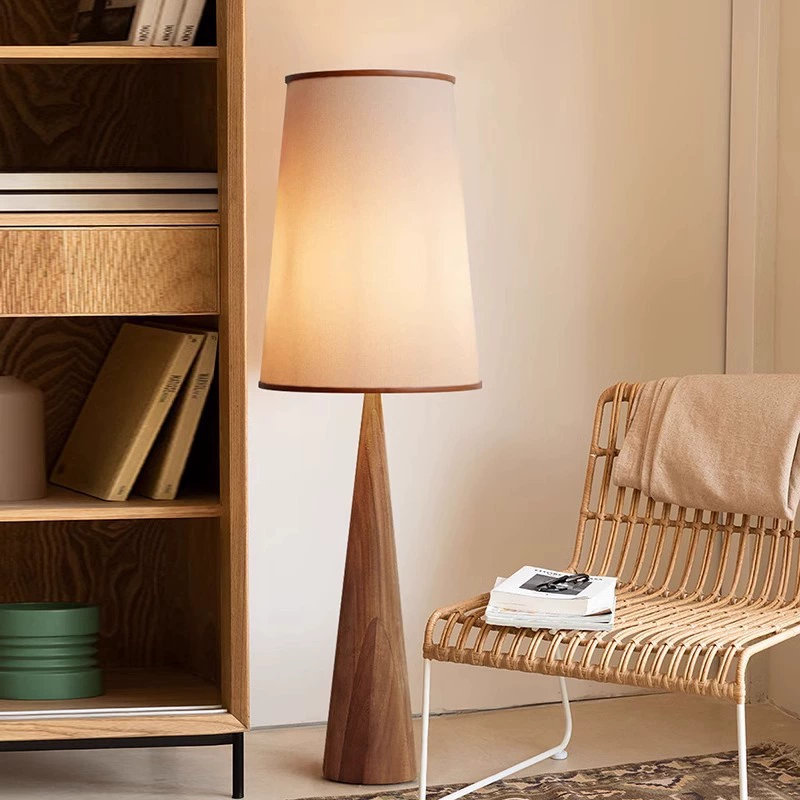 Одинокий ветер от пола до потолка защита глаз светильник для гостиной Дизайнер спальня прикроватная лампа украшения ретро японский бревенчатая настольная лампа