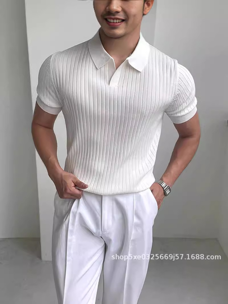 Camisa de polo de punto cruzado con cuello en v de productos europeos, suéter de manga corta elástico ajustado para hombre, solapa, camiseta fresca, suéter de seda helado