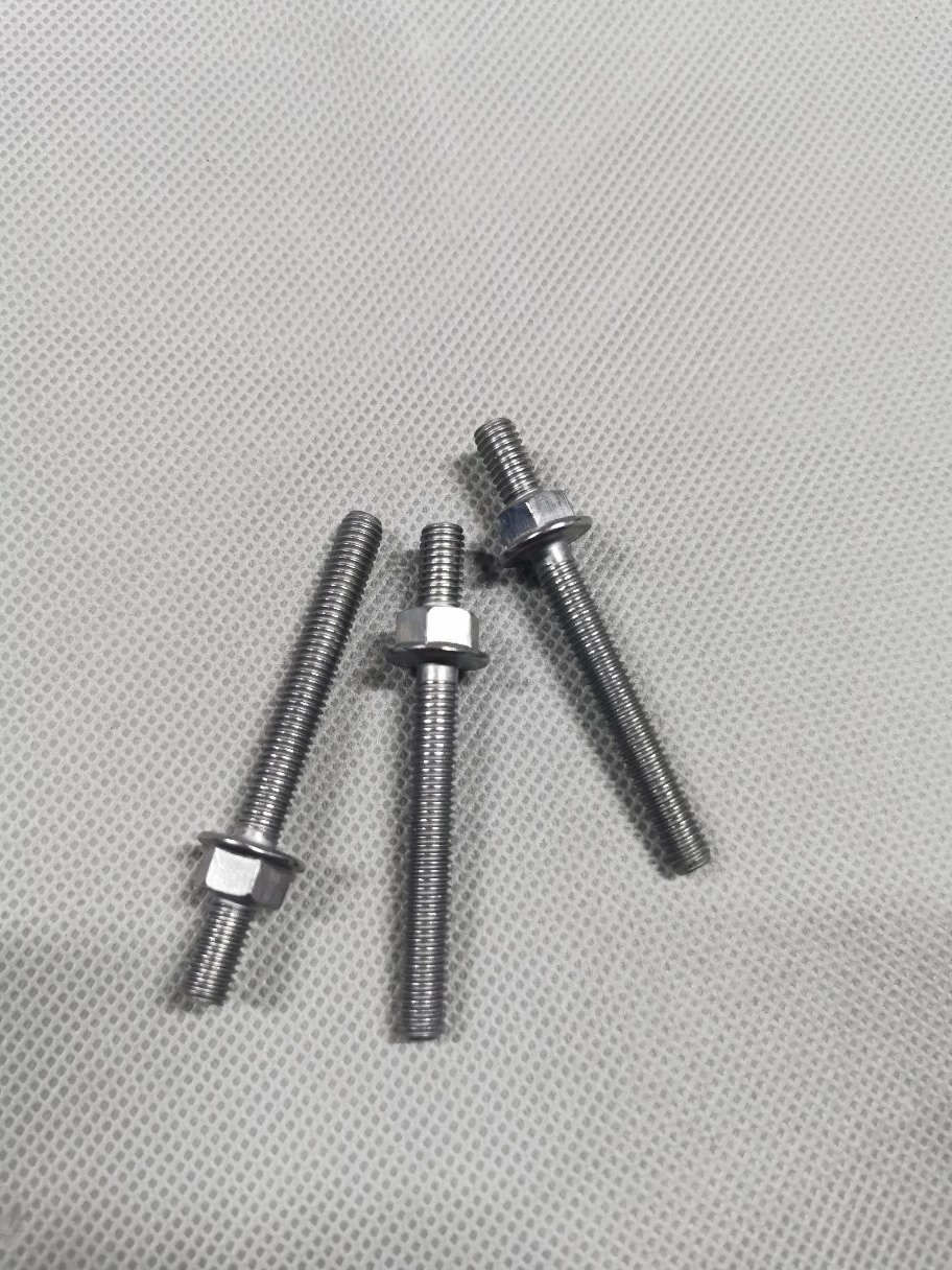 N91229201 N 912 292 01 Tiguan A5A4LQ7 Tigan Gun Magotan Винт катушки зажигания