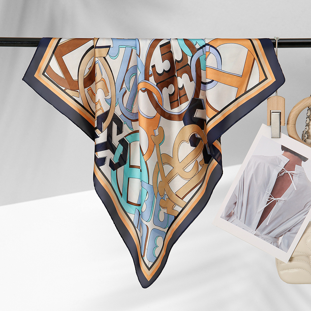 Primavera y otoño nuevo estilo francés bufandas de seda vintage moda bufandas de seda cuadrada versátil 70 cadena de seda simulada bufandas pequeñas damas sensación de alto nivel