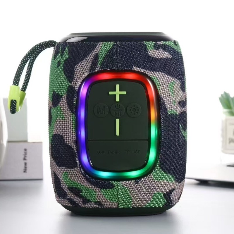 新しい W22 ポータブル Bluetooth スピーカーポータブル屋外サブウーファー RGB ライトサークルカードポータブルギフトスピーカー|undefined