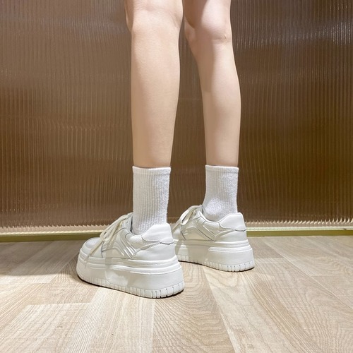 2025 Genuine Leather Thin Heel Thick Sole Women's Versatile Casual Sports Retro Skate Shoes