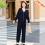 妈妈连帽新款中老年运动服