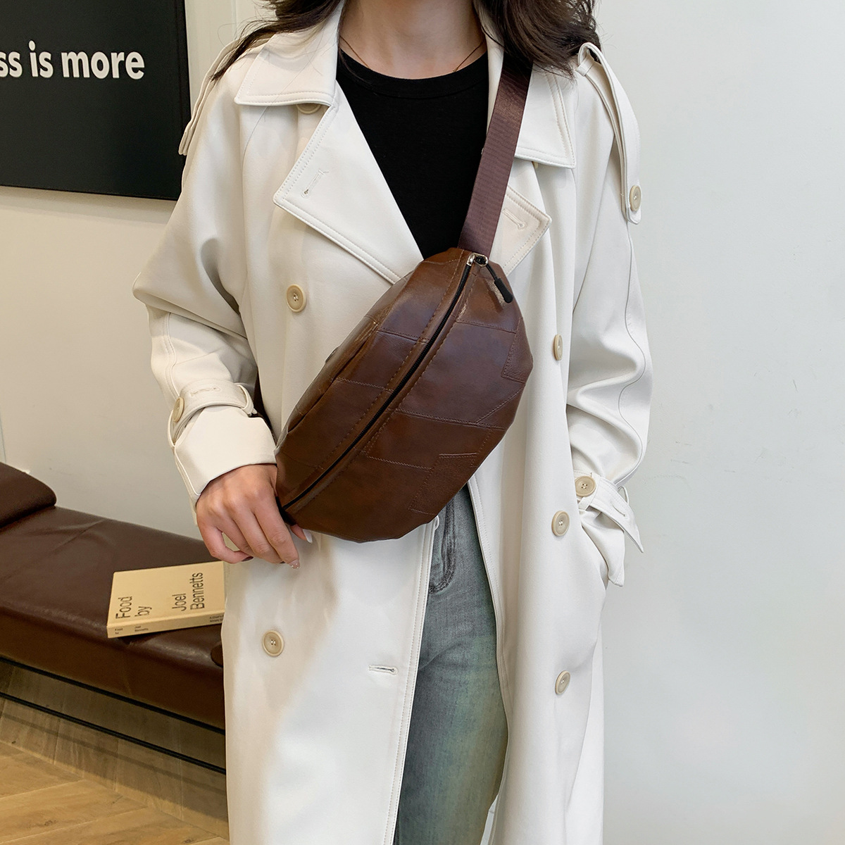 223g Weight Polyester Lining Material Zipper Closure Type Sling Strap Strap Type Fanny Pack Bags Type Casual, Daily, Shopping Occasion Nylon Material Cows, Solid Color Pattern All Seasons Season Women's Gender Basic Style Oval Shape Women's Basic Cows Solid Color Nylon Waist Bags 2
