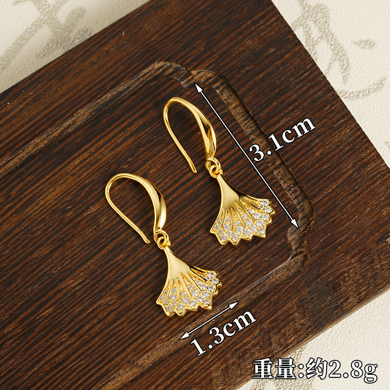 Gufa Sha oro claveles pétalos set joyería collar abierto anillo pendientes set de tres piezas suministro al por mayor fábrica